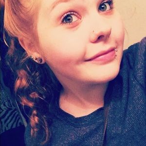 Meet your Posher, Becca